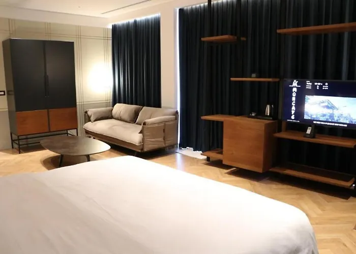 Moncafe Boutique And Hotel Tirana